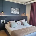 Dormy House 4*