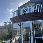 Отель Dormy House 4*