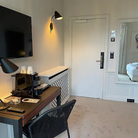 Dormy House Отель