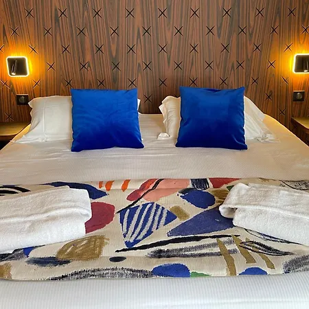 Dormy House 4*