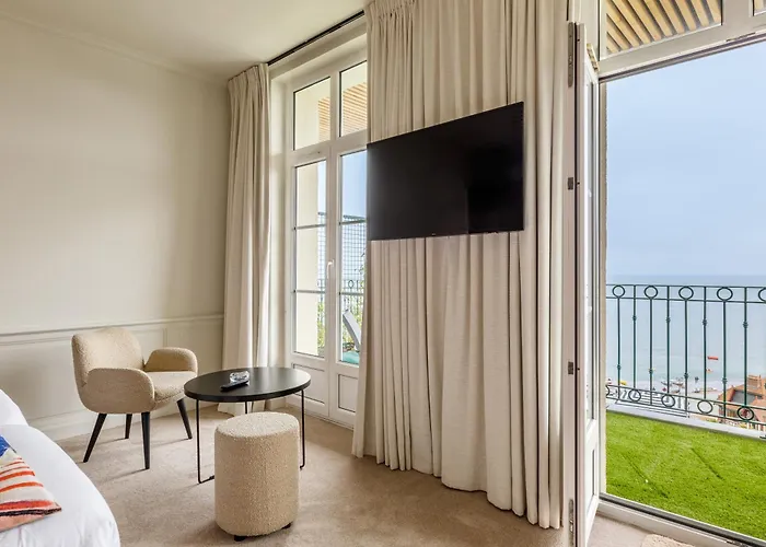 Hotel Dormy House 3*